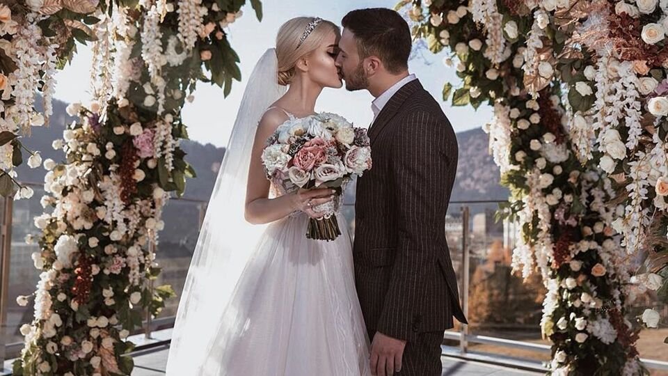 сниться весілля