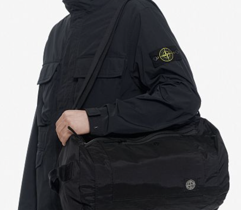 Сучасний стиль Stone Island у Spazio