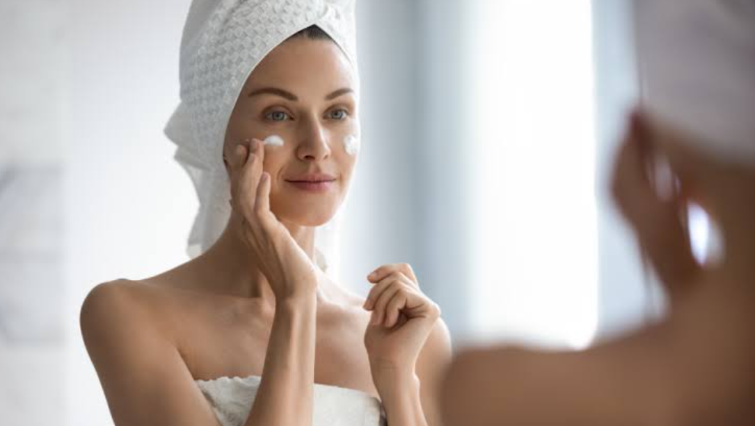 Чому косметика Holika Holika підкорила серця дівчат по всьому світу